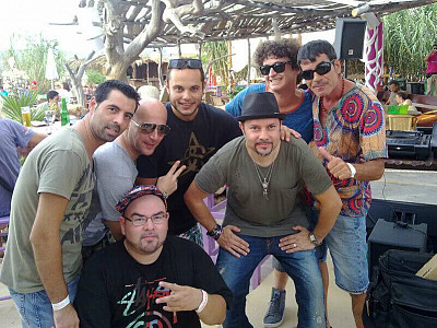 Dj Pippi & Loui Vega & Tuccinelli & Willie Graff & Iñaki & Garcia Fabio & Genito Moses